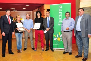 Fundación Flacema otorga a Javier Rico el premio a la mejor comunicación