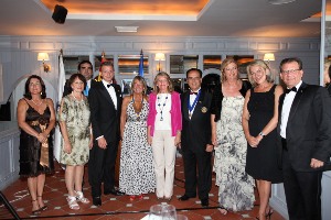 Rotary Club de Marbella dona mil euros  a la Forma Especial de Cuidar de Cudeca