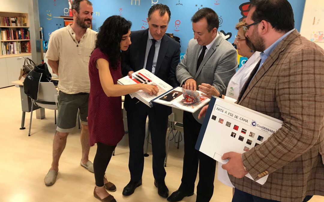 «A pie de cama», programa de CAJAGRANADA para acercar el arte y la cultura a menores hospitalizados