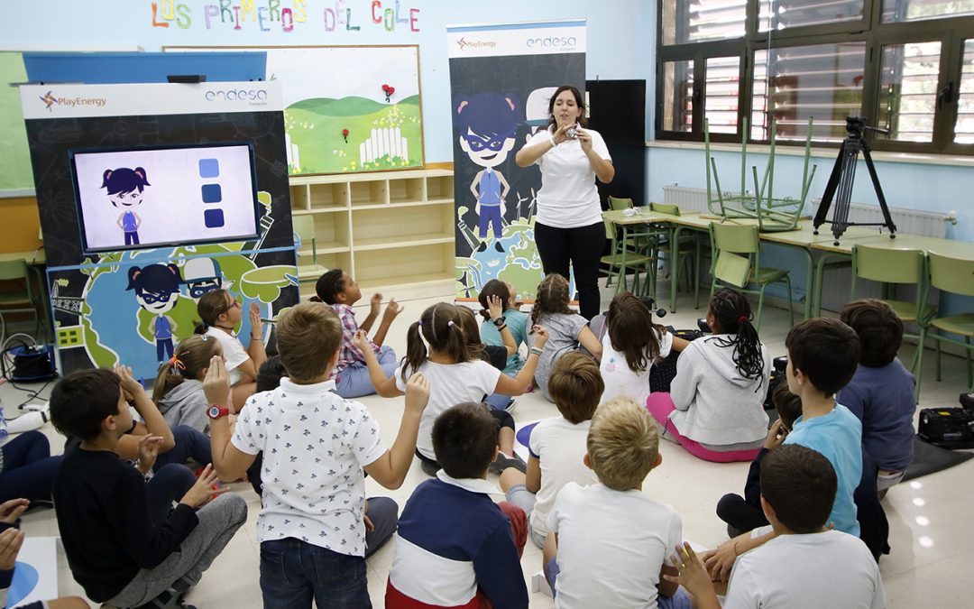 Fundación Endesa arranca la IV edición del taller itinerante playenergy en Cádiz