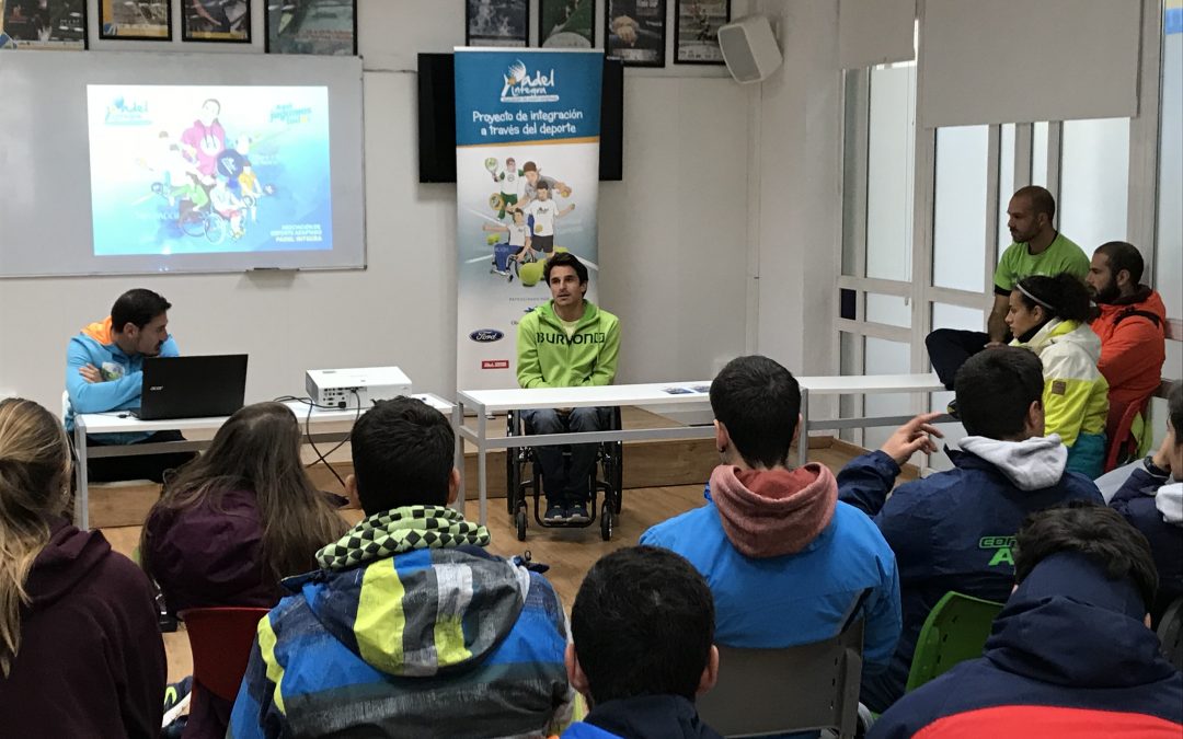 La Asociación Pádel Integra celebra un encuentro formativo en el Centro de Alto Rendimiento en La Cartuja