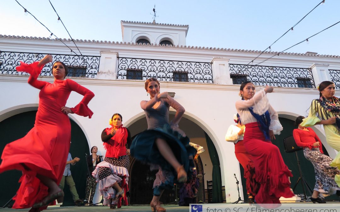 Una nueva promoción internacional de artistas flamencos de la Fundación Cristina Heeren se graduó en Flamenco en el Alamillo 2019