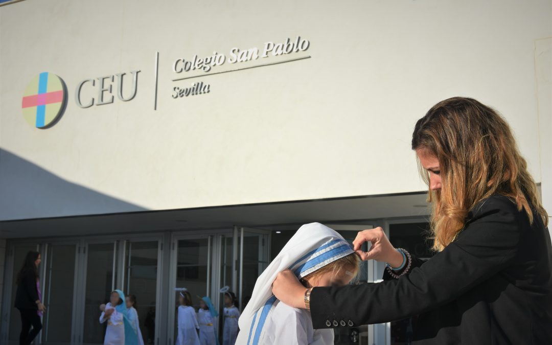 Celebración del Día de Todos los Santos en el Colegio CEU San Pablo Sevilla