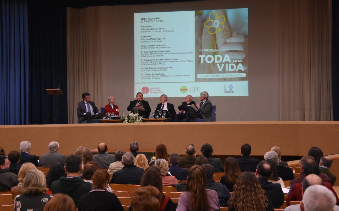 Los cuidados paliativos protagonizan la clausura de las XIII Jornadas Católicos y Vida Pública en Sevilla