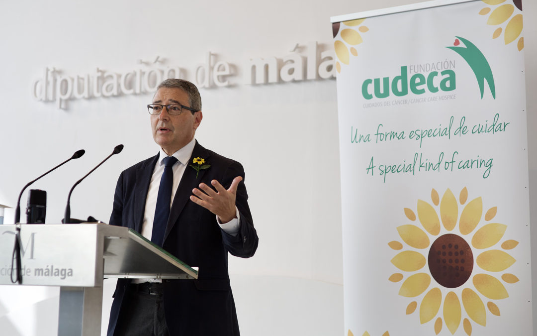 CUDECA lanza su  “Efecto Girasol» para mantener un equipo multidisciplinar de Atención Domiciliaria por Málaga