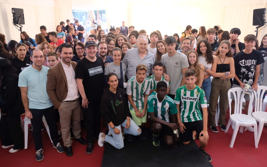 Comienza la III edición de ‘Lecturas en verdiblanco’, un proyecto de Fundación Real Betis Balompié y la Fundación José Manuel Lara