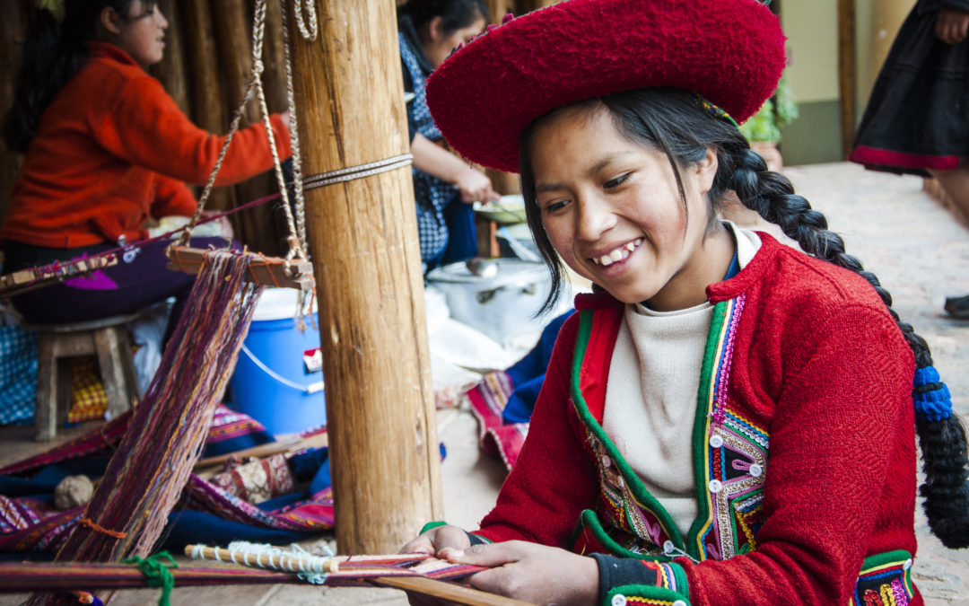 Fundación “la Caixa” coopera con FSU en la mejora de los emprendimientos de Turismo Rural Comunitario impulsados por mujeres en Chinchero