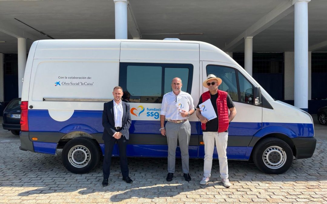 Fundación SSG firma un convenio de donación de un vehículo para la Asociación Andaluza  de Familias Solidarias
