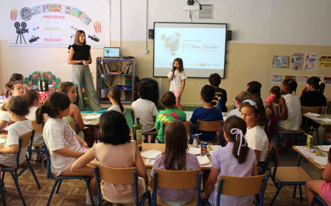 El programa El Olivar transmite la importancia de preservar el ecosistema olivarero a más de 1.300 escolares