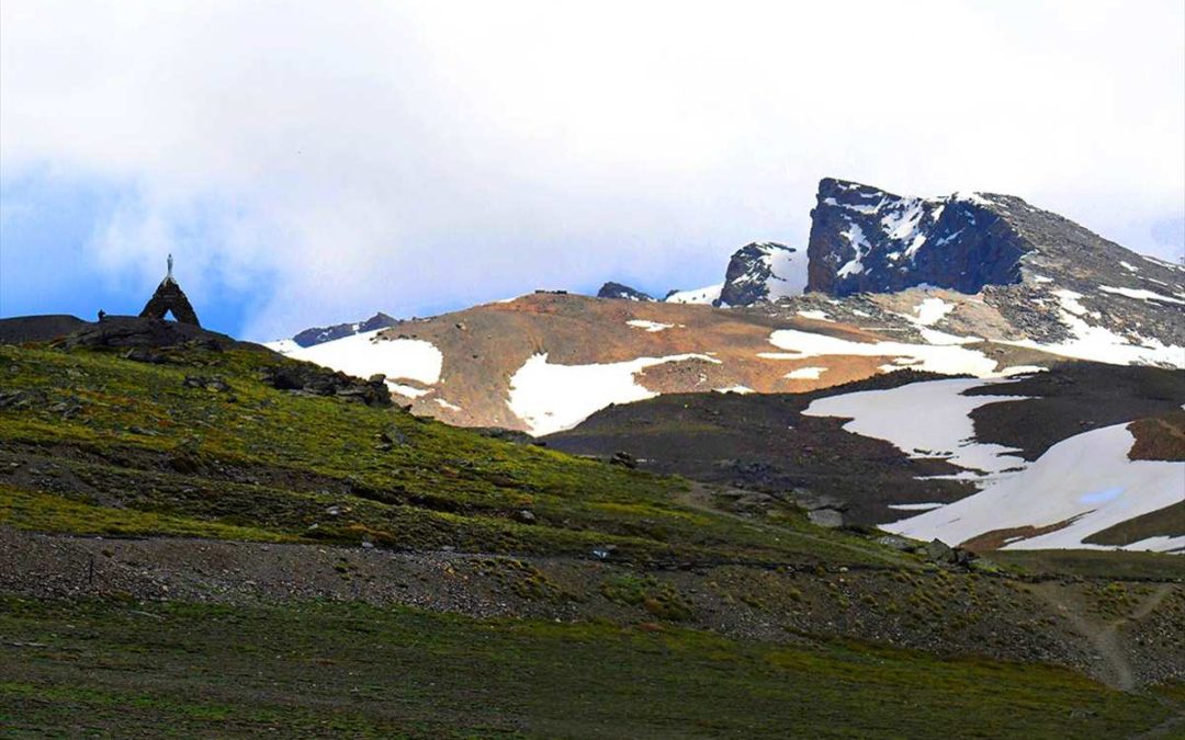 La Fundación AguaGranada y el Cineclub Universitario patrocinan ‘La voz de la montaña no se olvida’