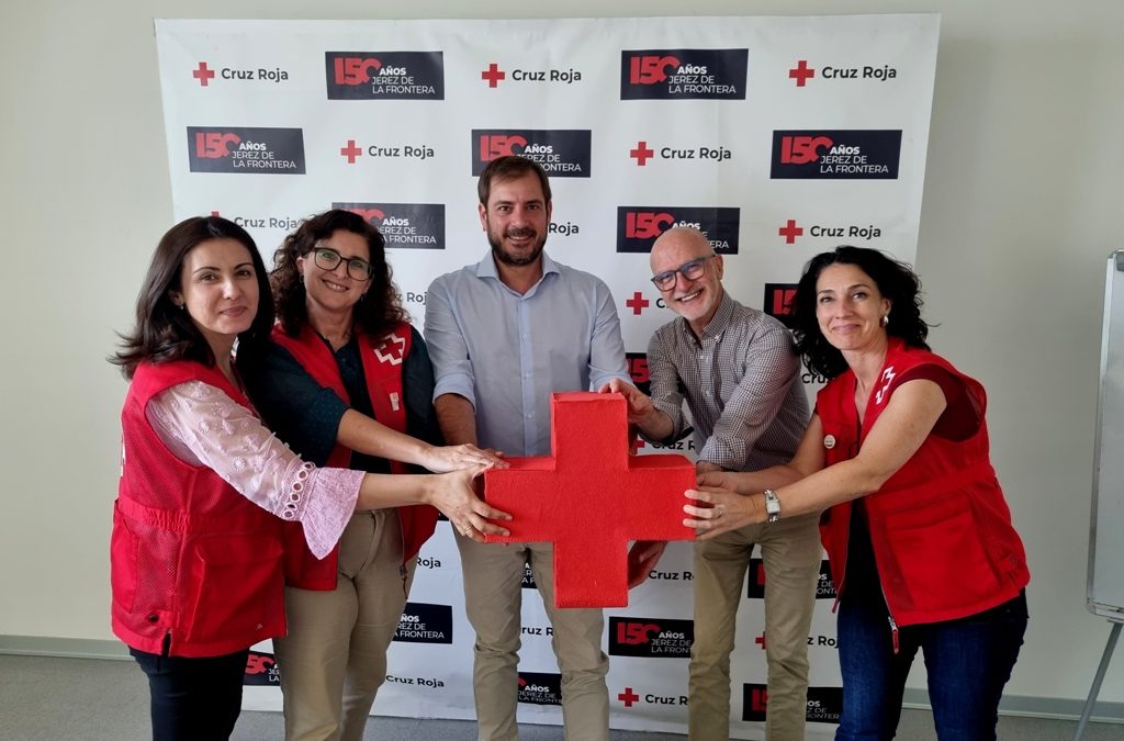 Cruz Roja y Hacedores Cádiz celebran la IV edición del almuerzo solidario para personas sin hogar