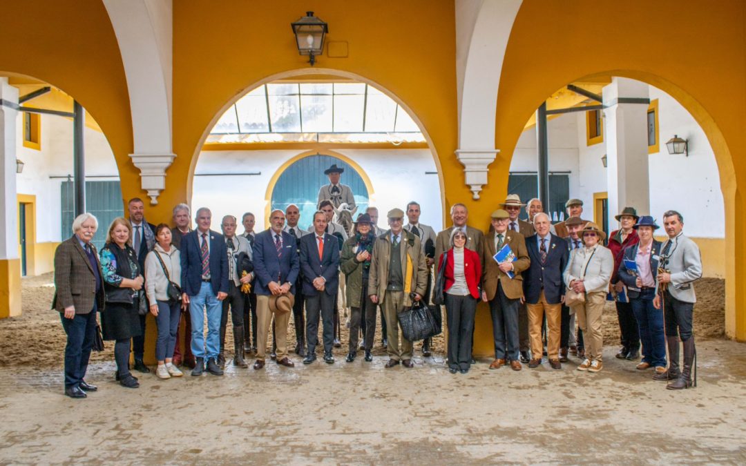 La Real Escuela acoge la celebración de la asamblea general anual de la Asociación Internacional de Atalaje de Tradición (AIAT)